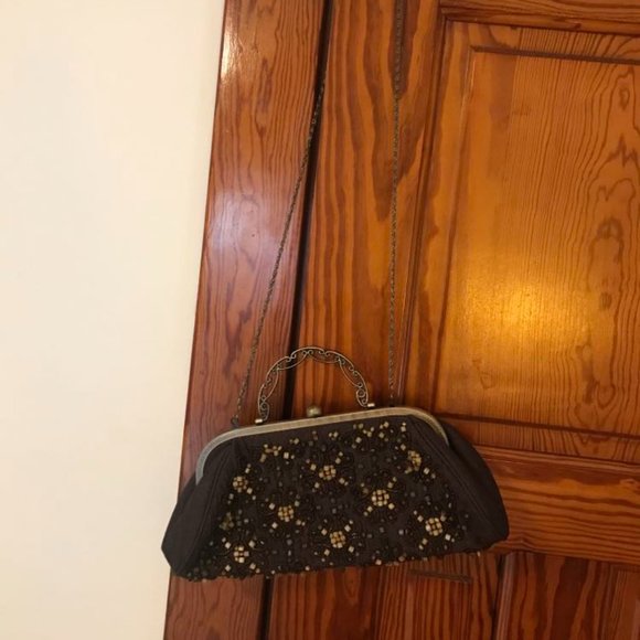 Adrienne Vittadini beaded clutch - Picture 2 of 7